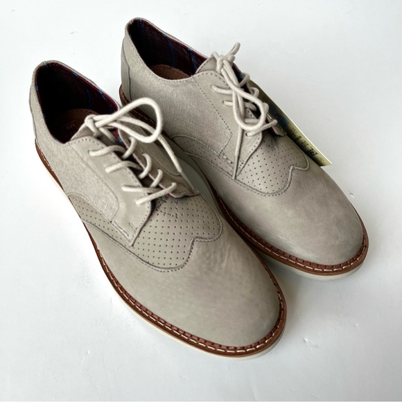 NEW IN BOX Toms Men’s Brogue Leather Shoes in Taupe 8M - Picture 7 of 15